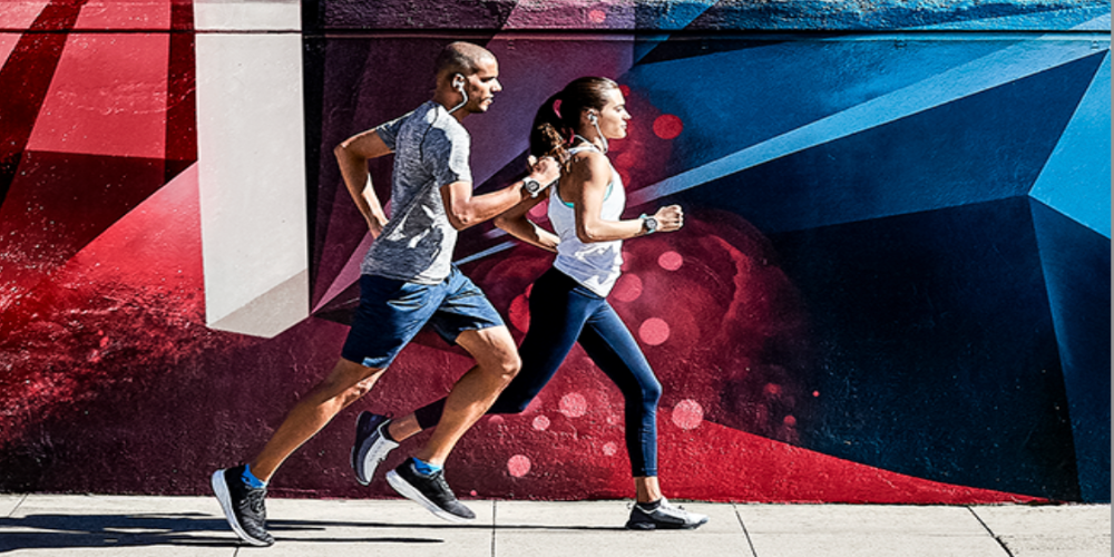 Garmin Fenix 8 vs Forerunner 165: Is the Fenix Worth the Extra Money?