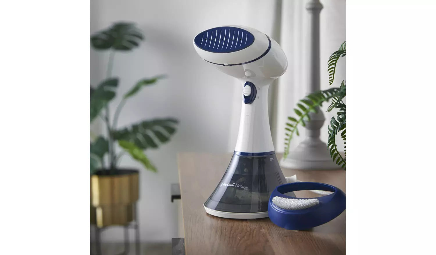 Russell Hobbs Steam Genie Essential Handheld Garment Steamer | 25591