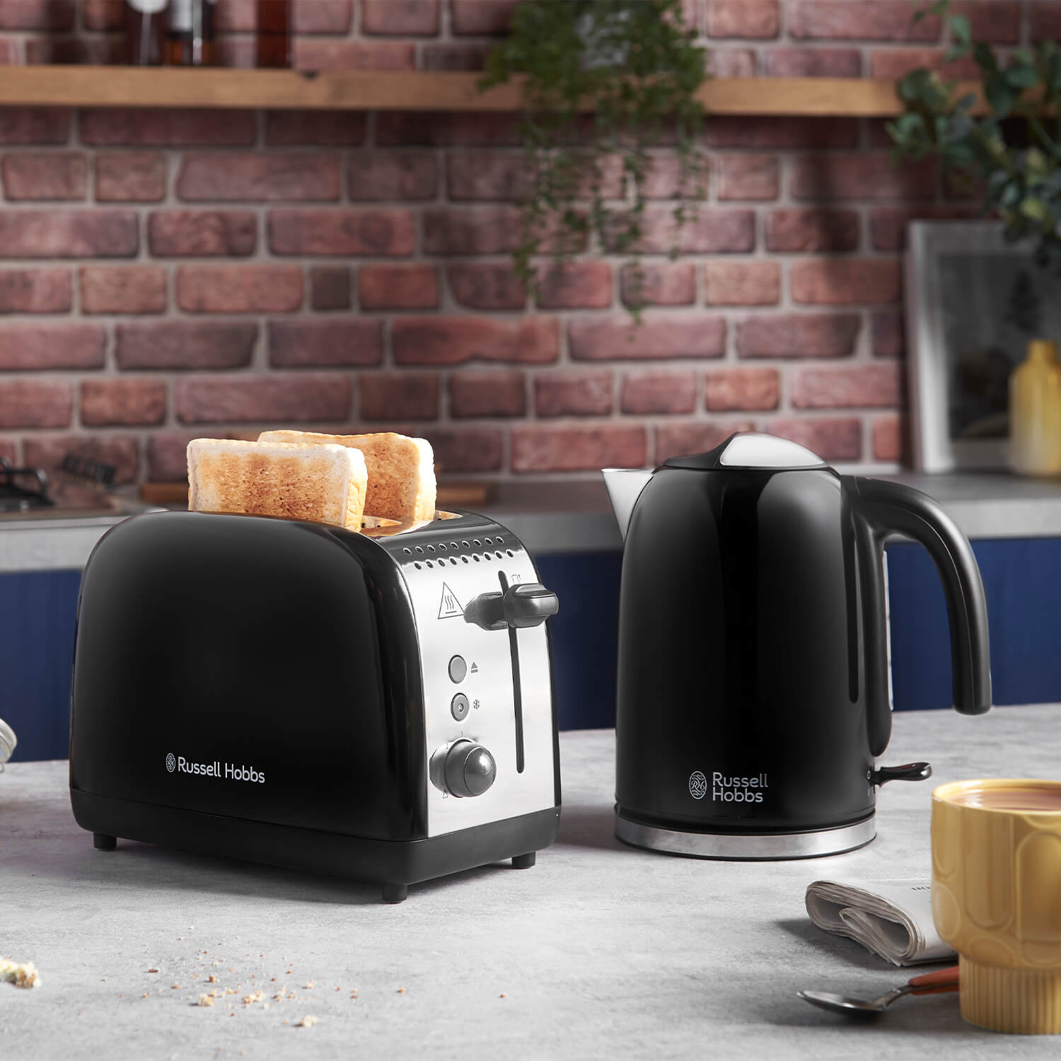 Russell Hobbs 26550 2-Slice Toaster – Stainless Steel Black
