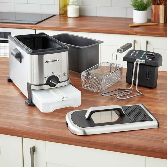 Morphy Richards FilterPro 3L Deep Fat Fryer Stainless Steel | 482001