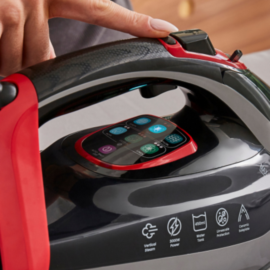 Morphy Richards 2800W Digital Steam Iron 302012