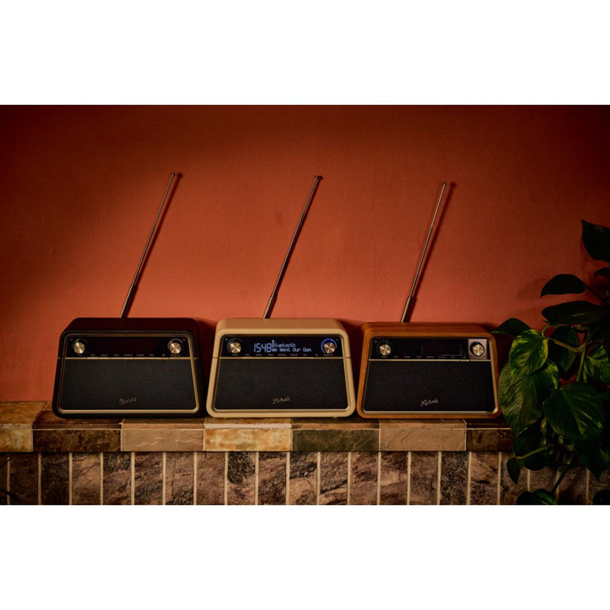 Roberts Reva DAB+ FM Bluetooth Tabletop Radio Black | REVABK