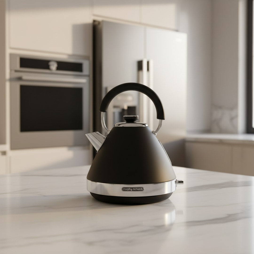Morphy Richards Venture 1.5L Pyramid Kettle Black | 100131
