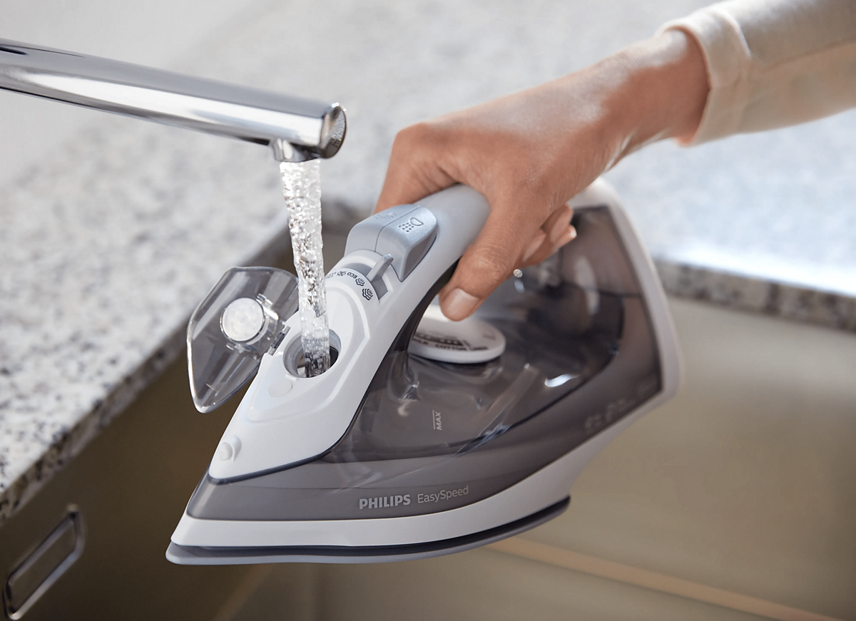 Philips EasySpeed Steam Iron | GC1751/89